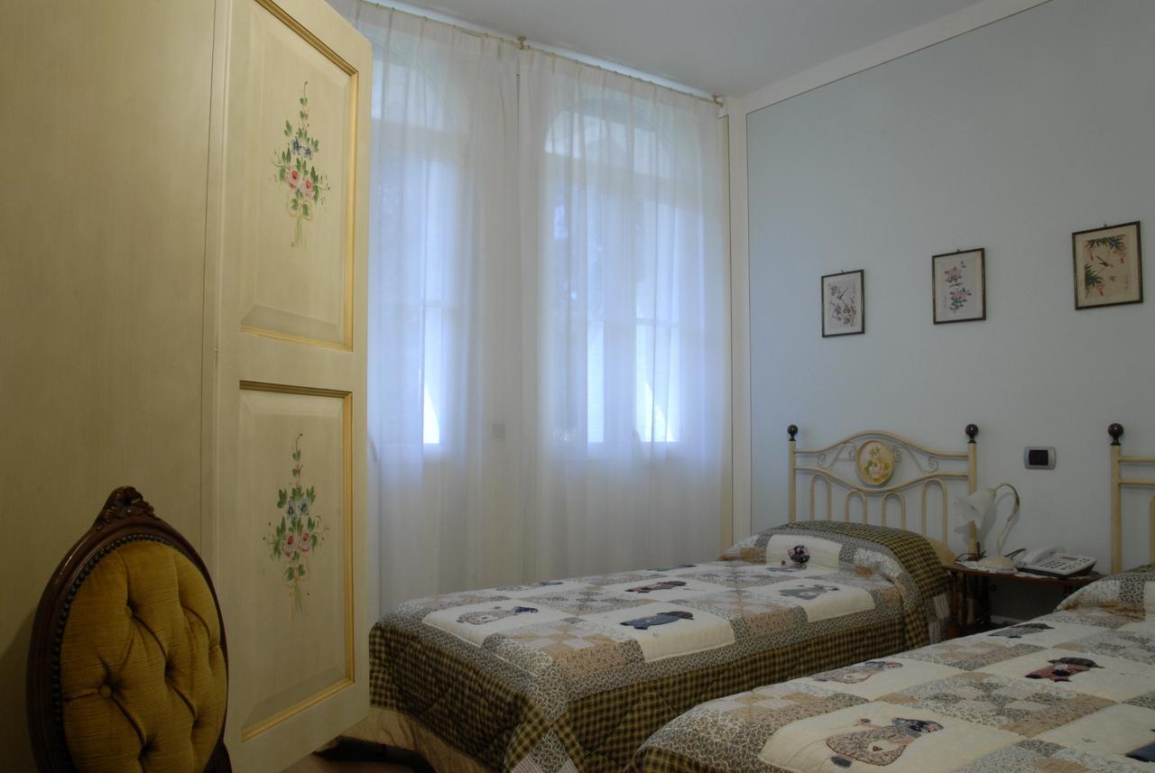 B&B Le Camelie Домодоссола Экстерьер фото